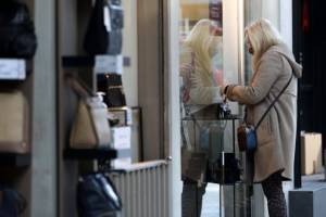 Πώς υποδέχτηκαν οι καταναλωτές το άνοιγμα των καταστημάτων