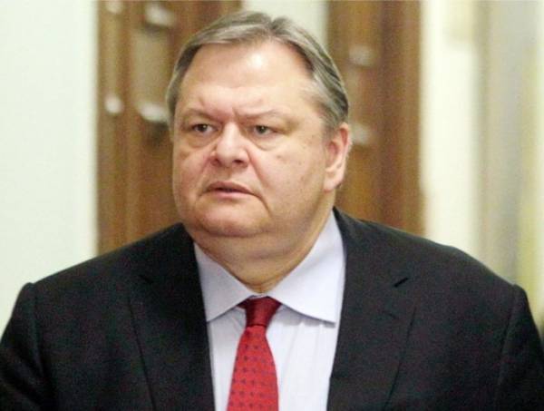 Βενιζέλος: Ο κ.Τσίπρας έχει «απαγάγει» τους βουλευτές των ΑΝΕΛ