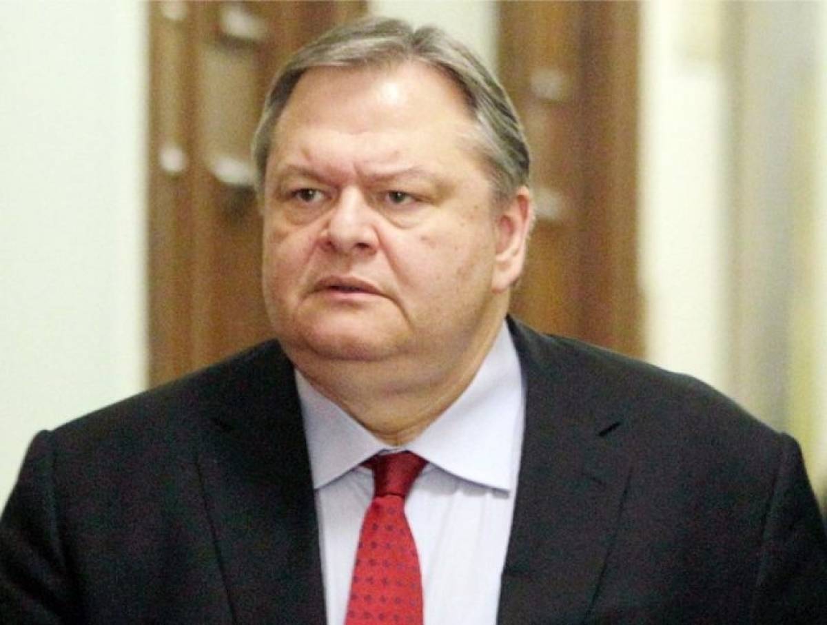 Βενιζέλος: Ο κ.Τσίπρας έχει «απαγάγει» τους βουλευτές των ΑΝΕΛ