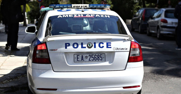 Σύλληψη ενός άνδρα στο Αιγάλεω για εμπρησμό από πρόθεση