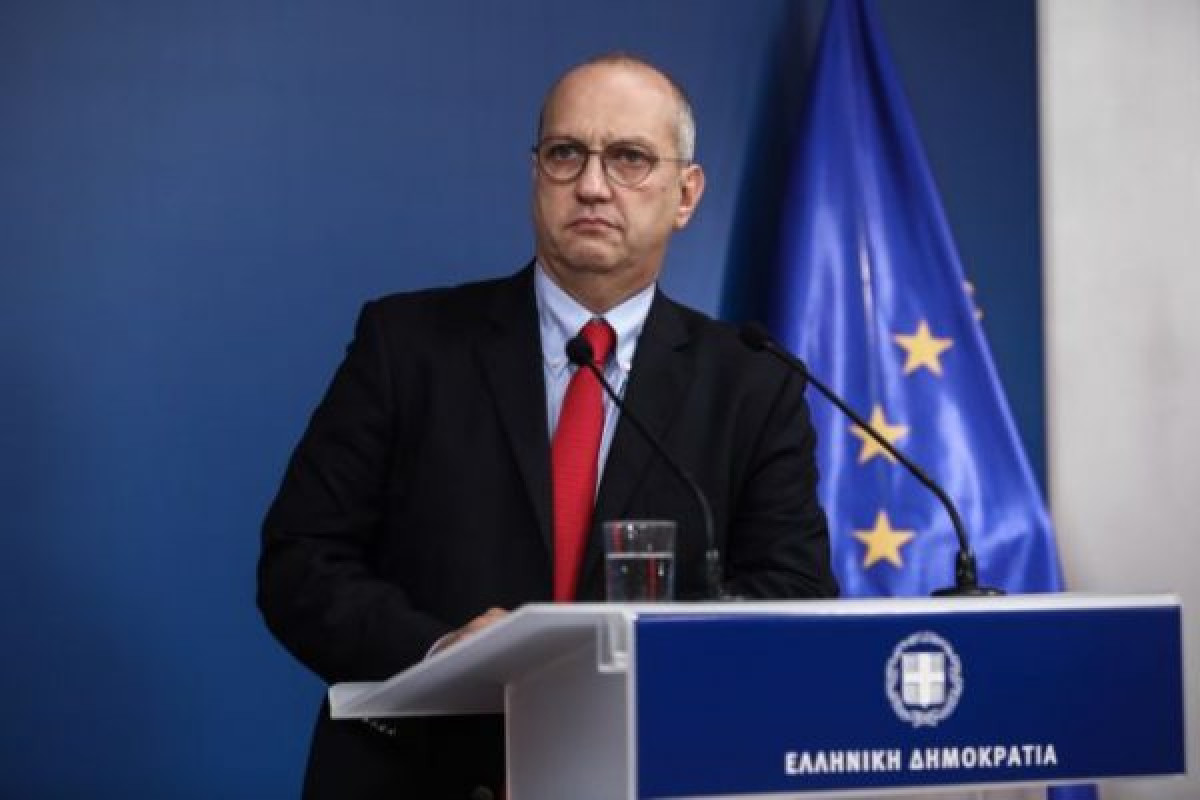 Οικονόμου για Τσίπρα: Διασύρει την Ελλάδα διεθνώς-Ιλαροτραγική ταύτιση με Ανδρουλάκη