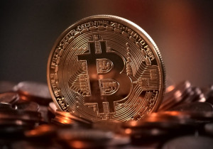 Bitcoin: Η υποτονικότητα κερδίζει έδαφος μετά το ράλι του α'εξαμήνου