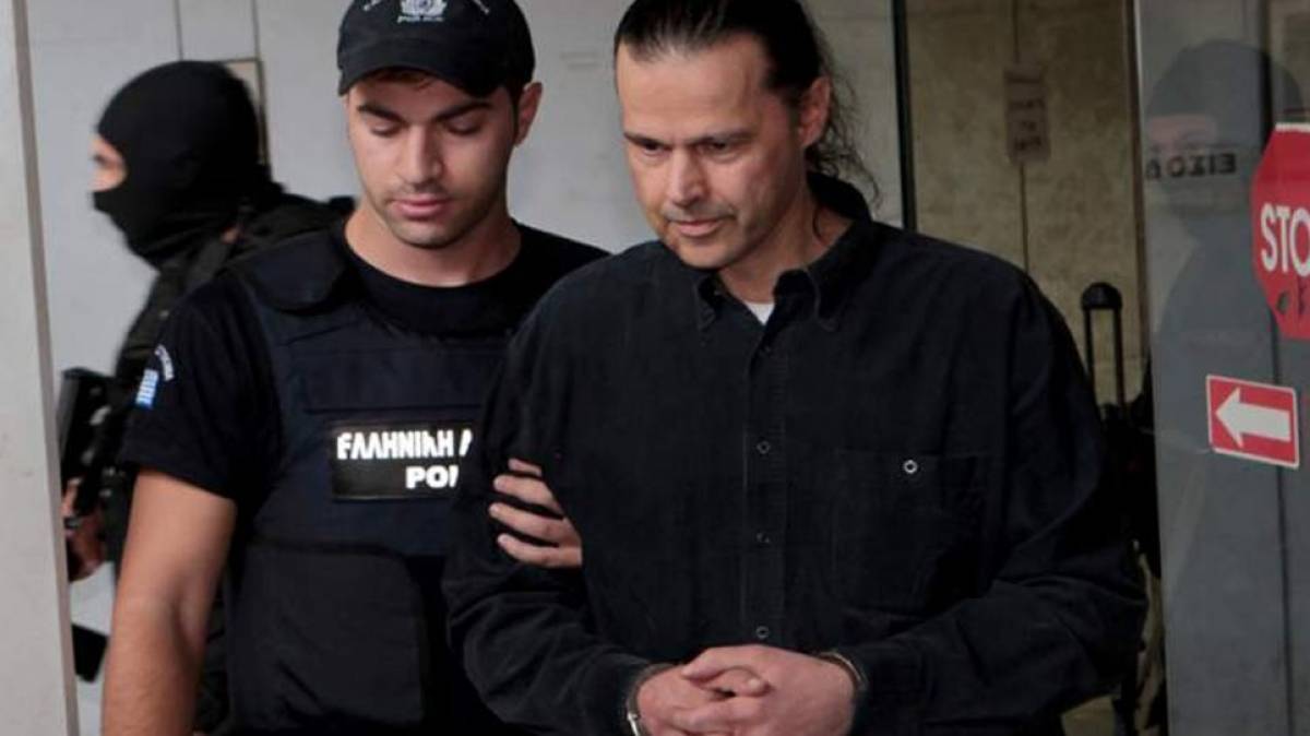 Όρους στην αποφυλάκιση θέτει ο Σ.Ξηρός: Δεν βγαίνω με βραχιολάκι