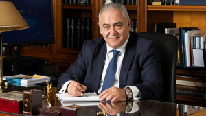 Χατζηθεοδοσίου: Ψίχουλα οι επιδοτήσεις του ηλεκτρικού ρεύματος- Άνθρακες ο θησαυρός