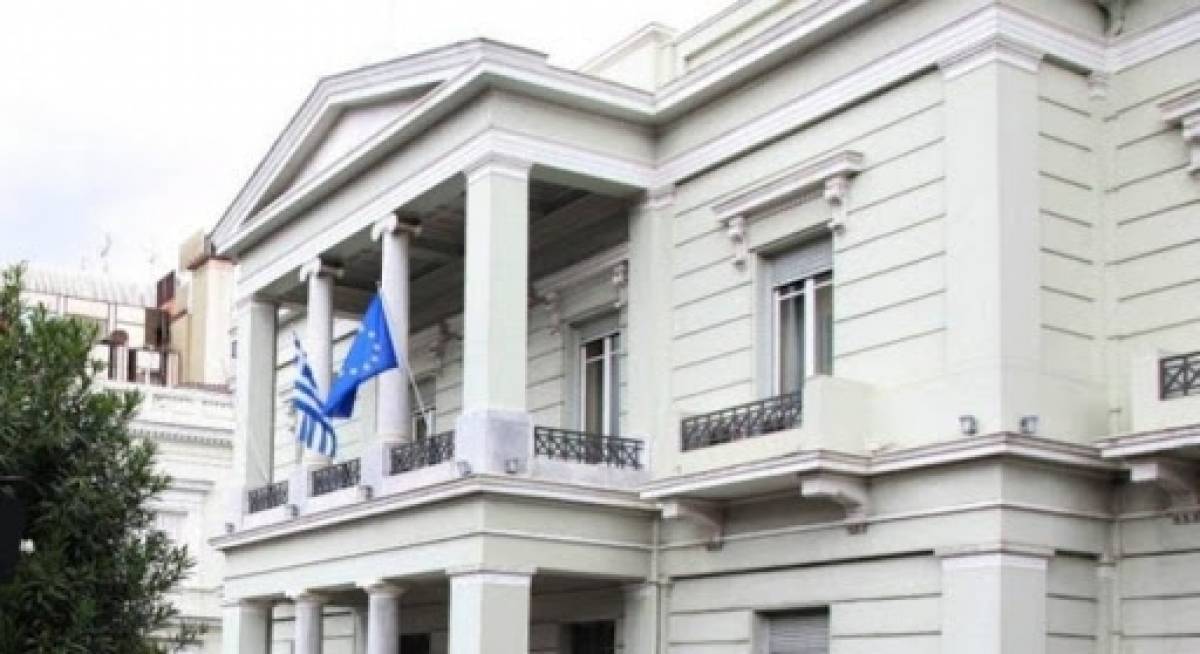 ΥΠΕΞ: Οδηγίες για τις μετακινήσεις από και προς το εξωτερικό
