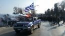 Ένταση με αγρότες και αστυνομία στη Θεσσαλονίκη (video)