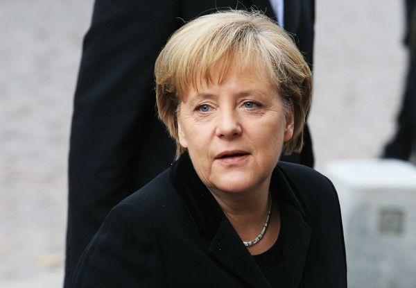 Μέρκελ: «Η διάσωση της Ελλάδας είναι προς το συμφέρον της Γερμανίας και της Ευρώπης»