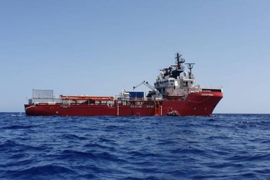 Αβραμόπουλος: Στη Μάλτα θα αποβιβαστούν οι μετανάστες του Ocean Viking