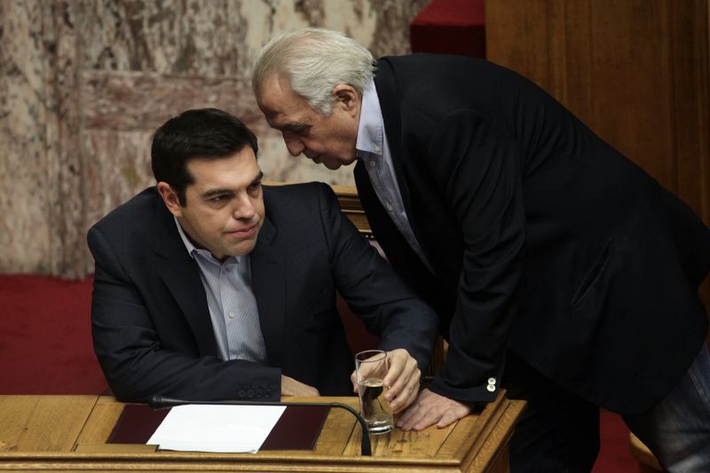Κυβέρνηση σε πανικό: «Όλα για την αξιολόγηση» μετά το φιάσκο για χρέος, QE