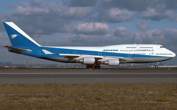 Συντριβή Boeing με 83 επιβαίνοντες στο Αφγανιστάν