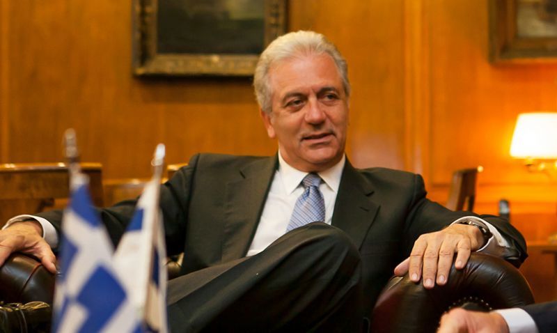 Αβραμόπουλος: Απαντάμε με περισσότερη αλληλεγγύη, συνοχή και δύναμη