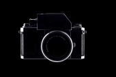 Νότιο Αφρικανός φωτογράφος μετατρέπει vintage cameras σε έργα τέχνης