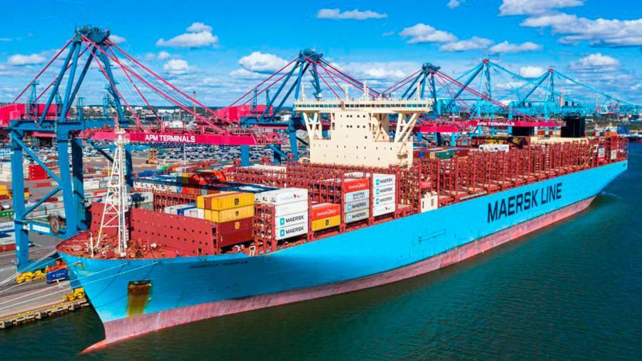 Η Maersk σταματά προσωρινά τις θαλάσσιες μεταφορές στην Ουκρανία