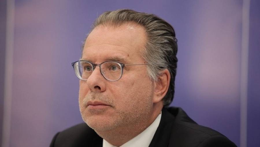 ΝΔ: Υπουργός Εξωτερικών μερικής απασχόλησης, υπουργός Άμυνας περιορισμένης υπευθυνότητας