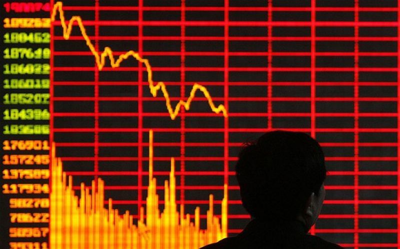Σε "ελεύθερη πτώση" οι παγκόσμιες αγορές και το πετρέλαιο