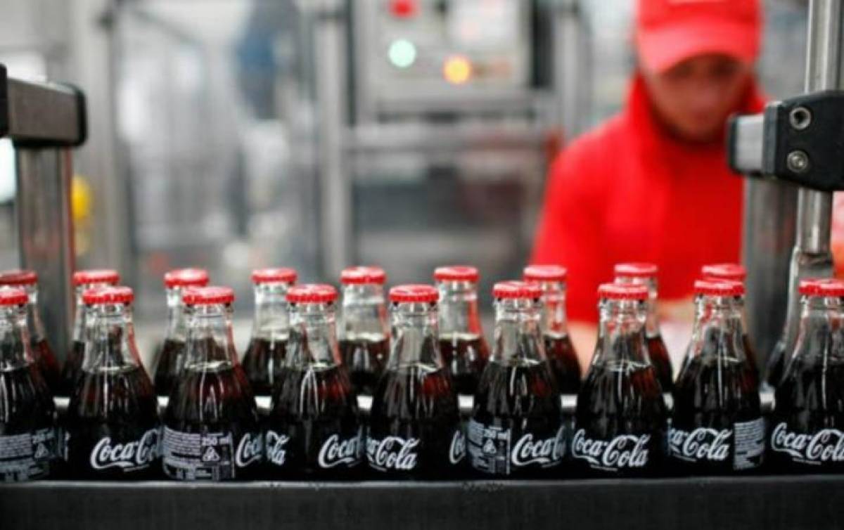 Coca Cola 3E: Αναζητά εποχικούς εργαζόμενους σε 22 περιοχές της Ελλάδας