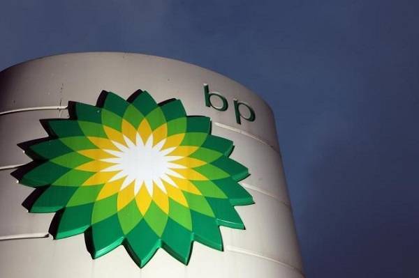 BP: Ζημιές στο β' τρίμηνο-Αναπροσαρμογή των στόχων
