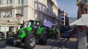Αγρότες: «Απόβαση» στο λιμάνι του Βόλου, μπλόκα σε Λάρισα, Καρδίτσα, Ηράκλειο