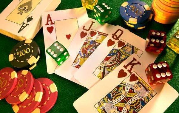 Έντεκα συλλήψεις για διενέργεια παράνομων παιγνίων στο Ρέθυμνο