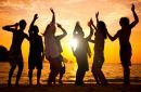 Τέλος στα beach party δια χειρός ΥΠΟΙΚ