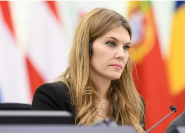 Κομισιόν: Και όμως, απαντάει σε ερωτήσεις της Καϊλή!