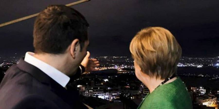 Ο Τσίπρας «αποχαιρετά» τη Μέρκελ με αναμνήσεις από μία ψαροταβέρνα του Πειραιά
