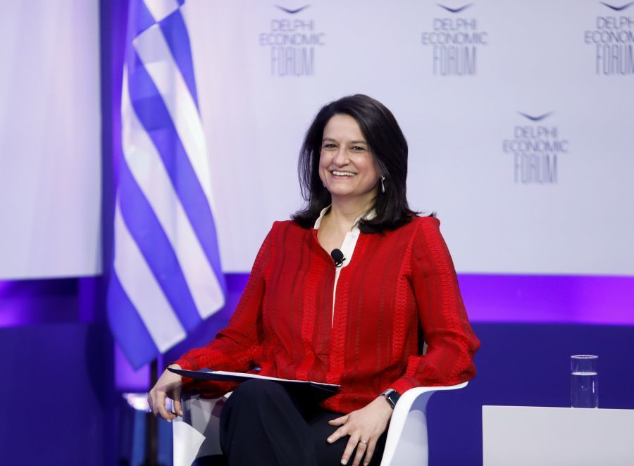 Κεραμέως: Εκτός από γνώση,το σχολείο πρέπει να παρέχει και δεξιότητες