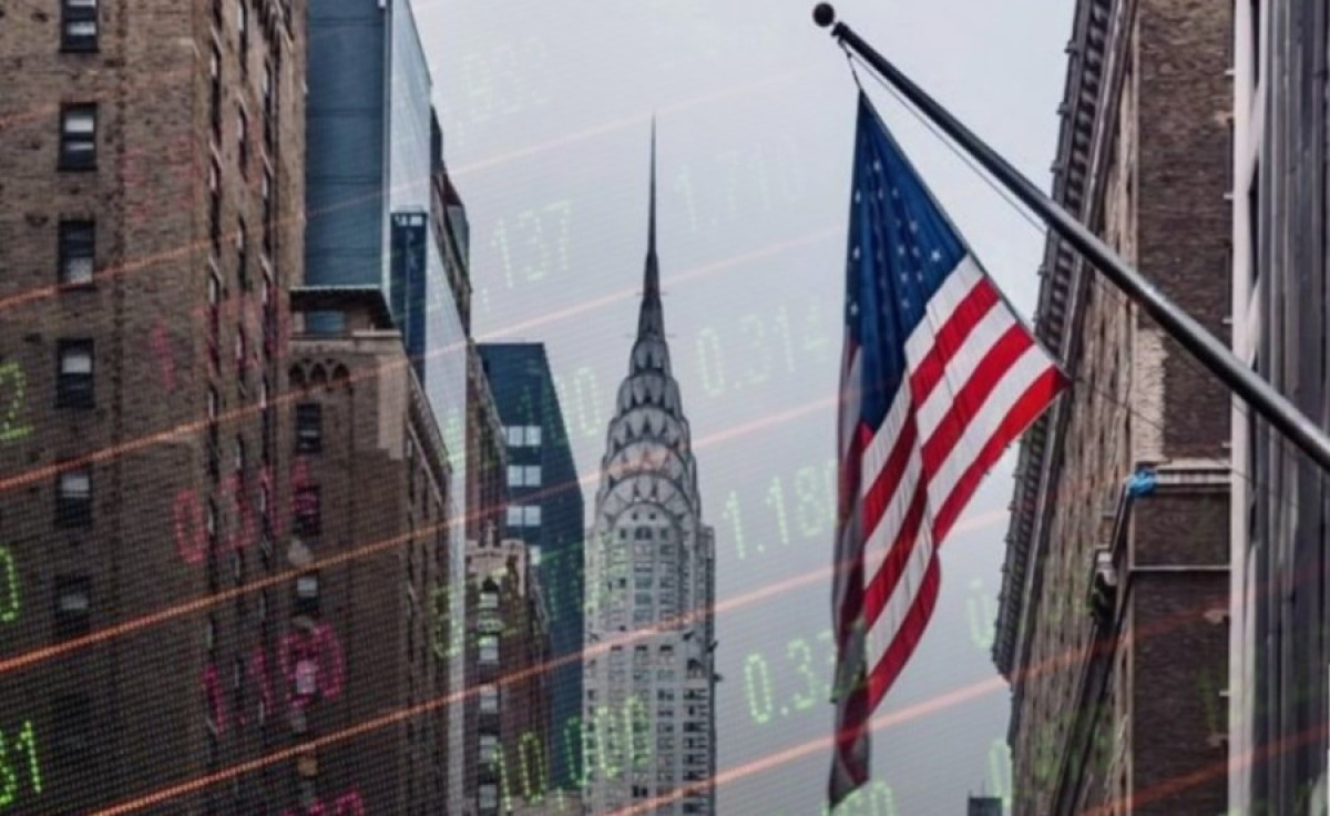 Wall Street: Πτωτικές τάσεις μετά την αύξηση των παγκόσμιων δασμών από τον Τραμπ