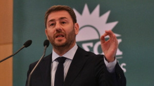Ανδρουλάκης: Απαράδεκτο να οδηγείται το ΝΑΤΟ από τους εκβιασμούς του Ερντογάν