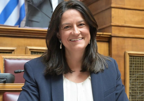 Κεραμέως: Να γίνει πράξη η ίση αμοιβή με βάση την αξία, όχι το φύλο