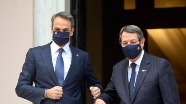 Κυπριακό: Κοινή γραμμή Μητσοτάκη- Αναστασιάδη ενόψει Γενεύης