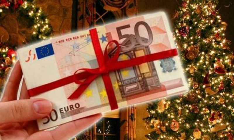 Επαναπροσλήφθηκαν εργαζόμενοι που απολύθηκαν γιατί δεν επέστρεψαν το δώρο Χριστουγέννων