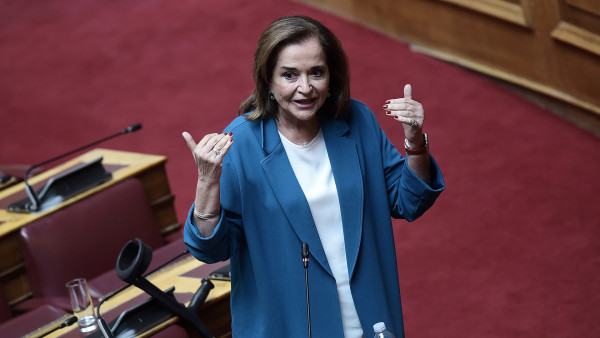 Η Ντόρα, το 25% της ΝΔ και η εκκρεμότητα με το ψηφοδέλτιο Επικρατείας