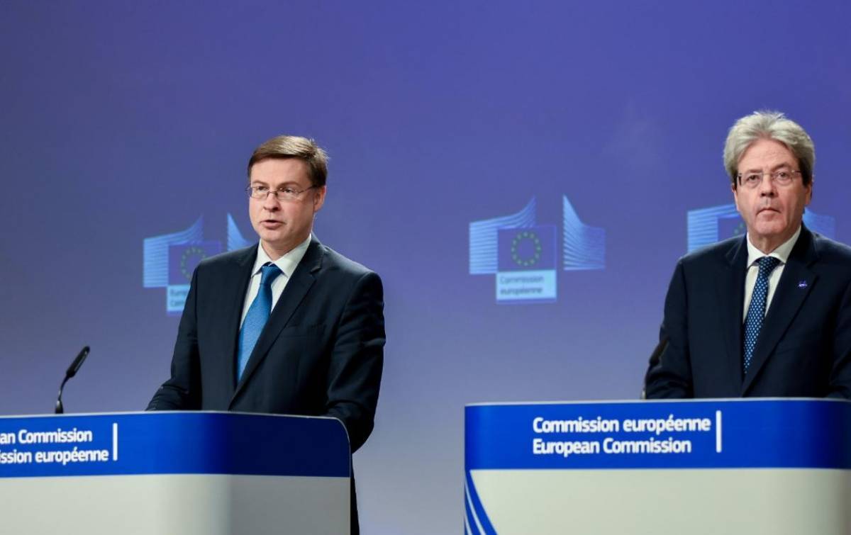 Ευρωκοινοβούλιο: «Βλέπει» πιέσεις χωρίς προηγούμενο στο ευρωπαϊκό οικοδόμημα
