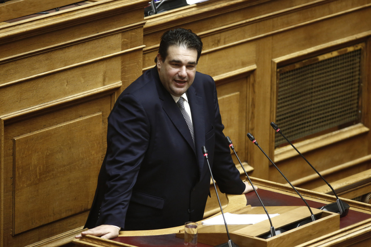 Βουλή: Υπερψηφίστηκε το νέο πλαίσιο πειθαρχικού δικαίου στο Δημόσιο του υπουργείου Εσωτερικών