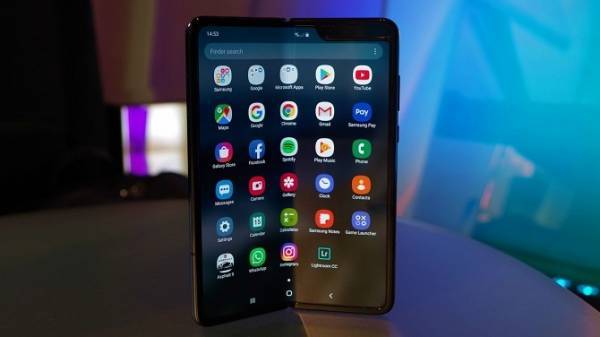 Η Samsung ανέβαλε την παρουσίαση του Galaxy Fold