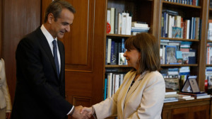 Μητσοτάκης σε ΠτΔ: Να πάμε σε εκλογές με γόνιμη αντιπαράθεση