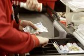 Αμετάβλητες οι λιανικές πωλήσεις στην ευρωζώνη τον Απρίλιο