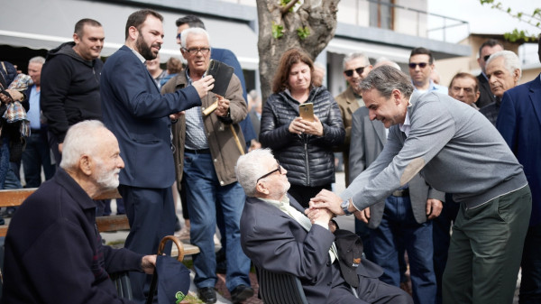 Πόσους ενδιαφέρει η προεκλογική κλοτσοπατινάδα;