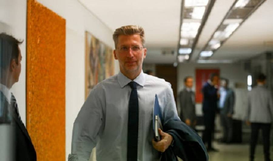 Σκέρτσος: Χάρη στο σταμάτα-ξεκίνα η Ελλάδα έσωσε χιλιάδες ζωές