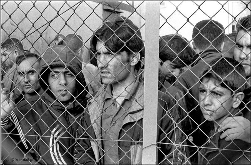 "Χαμένα" στη γραφειοκρατία 500 εκατ. ευρώ για το μεταναστευτικό
