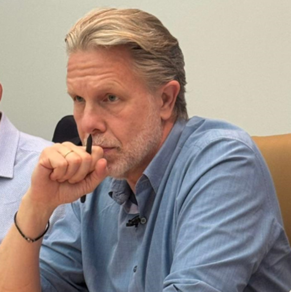 Γερουλάνος: Το ΠΑΣΟΚ ακούει τους πολίτες, η ΝΔ τους αγνοεί