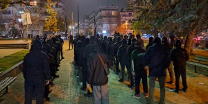 Θεσσαλονίκη: Ελεύθερα με όρους 14 μέλη της «μικρής Χρυσής Αυγής»