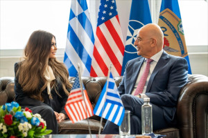 Συνάντηση Δένδια-Γκίλφοϊλ στο Πεντάγωνο: Στο επίκεντρο στρατηγικές σχέσεις Ελλάδας-ΗΠΑ