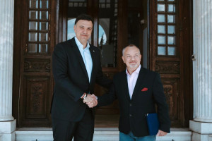 Αναμένεται νέο ρεκόρ Βρετανών ταξιδιωτών στην Ελλάδα το 2023