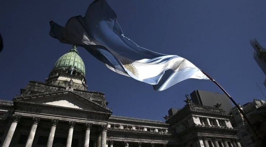 Στα «δεσμά» του ΔΝΤ η Αργεντινή με μνημόνιο $50 δισ.
