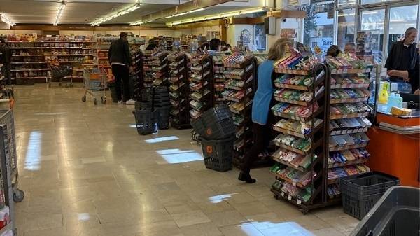 Σούπερ-μάρκετ: Πλεόνασμα εσόδων €143,95 εκατ. τις μέρες της «εορταστικής» καραντίνας
