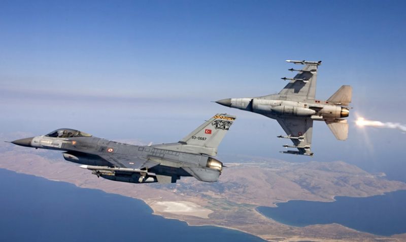 «Όργωσαν» το Αιγαίο οι Τούρκοι: 39 παραβιάσεις σε μία ημέρα