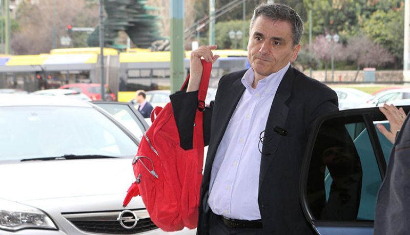 Τα αγκάθια της τέταρτης αξιολόγησης