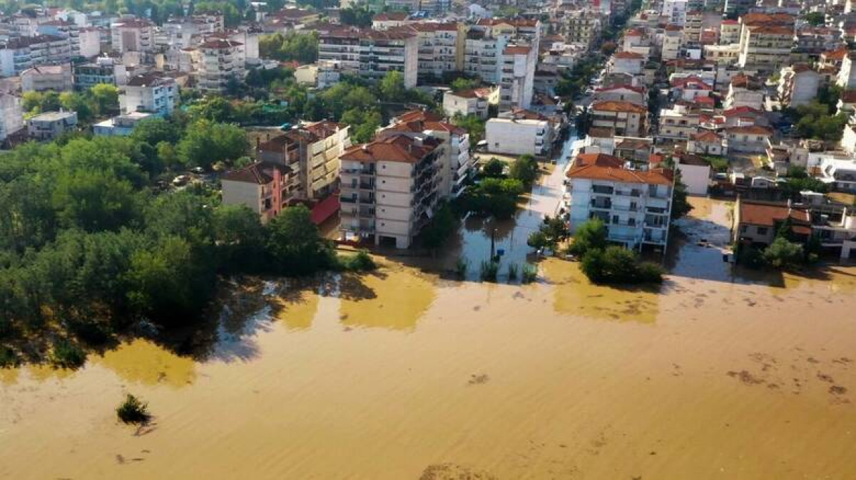 Θεσσαλία: Εκπτώσεις σε τρόφιμα, δωρεάν διάθεση φαρμάκων ζητά η ΕΕΚΕ